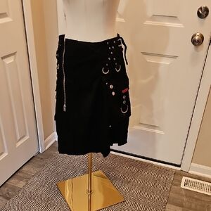 SOLD Tripp NYC Black Kilt kirt With Grommet Accents XS